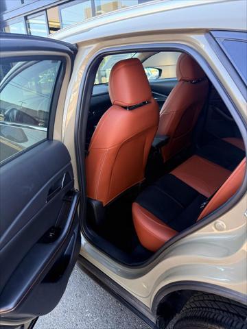 Photo of 2024 Zircon Sand Metallic Mazda CX-30