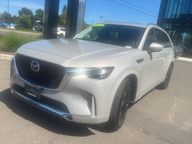 Photo of 2024 Platinum Quartz Mazda CX-90