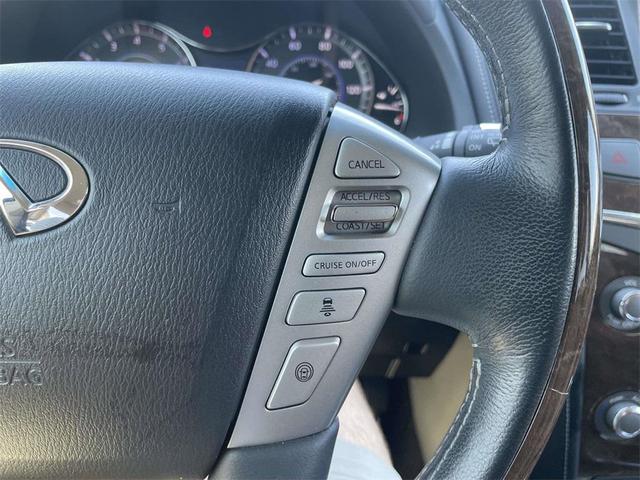 Photo of 2017 Black Obsidian INFINITI QX80