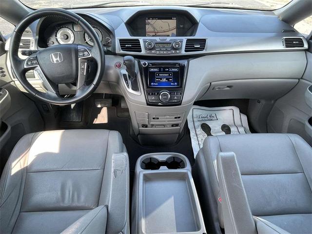 Photo of 2016 Modern Steel Metallic Honda Odyssey