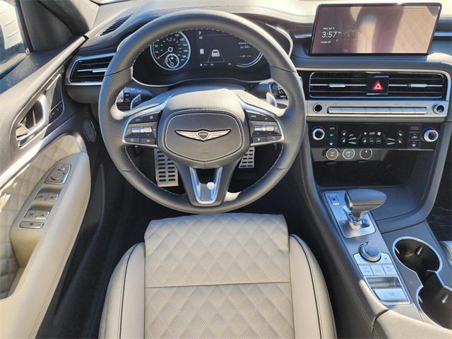 Photo of 2025 Alta White Genesis G70