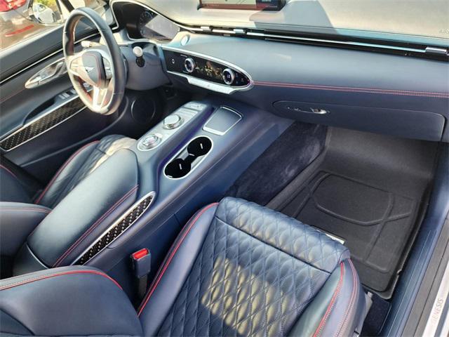 Photo of 2023 Alta White Genesis GV70