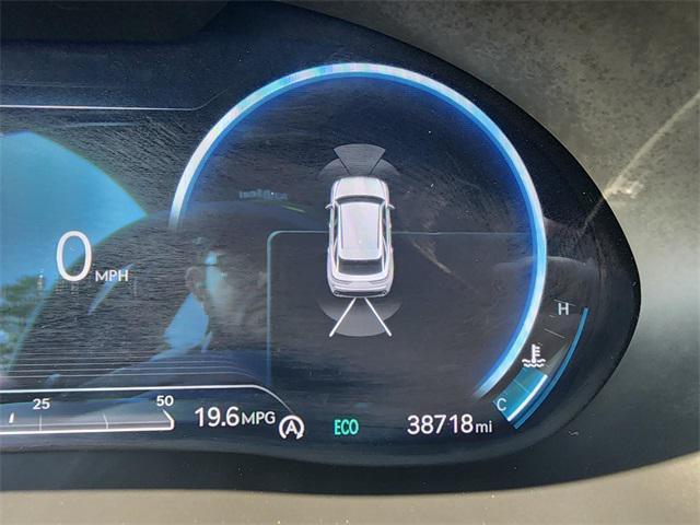 Photo of 2023 Alta White Genesis GV70