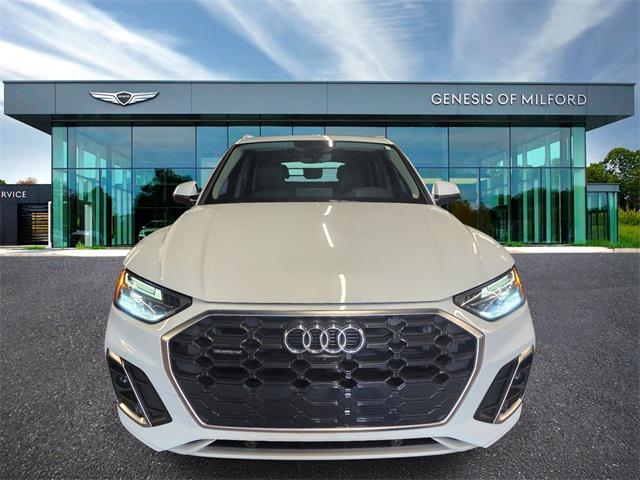 Photo of 2022 White Audi Q5