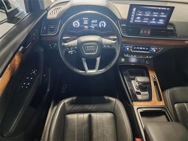 Photo of 2022 White Audi Q5