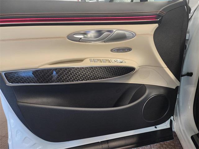 Photo of 2026 Alta White Genesis GV70