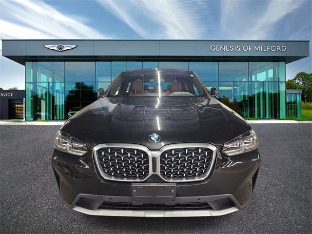 Photo of 2025 Black BMW X4