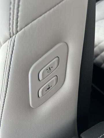 Photo of 2025 Kawah Blue Genesis G70