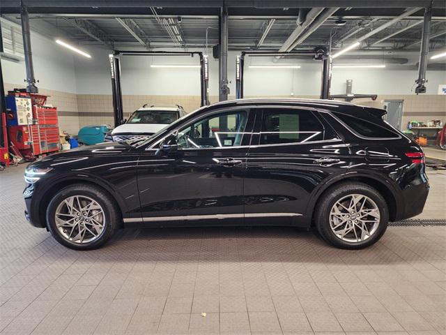 Photo of 2025 Vik Black Genesis GV70