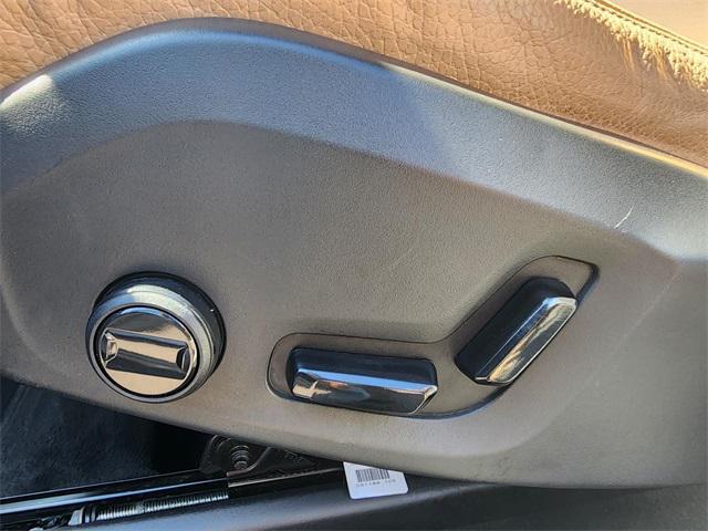 Photo of 2020 White Volvo XC60