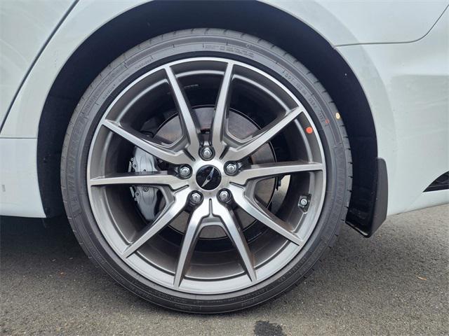 Photo of 2026 Uyuni White Genesis G70