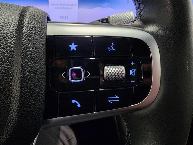 Photo of 2025 Alta White Genesis GV80