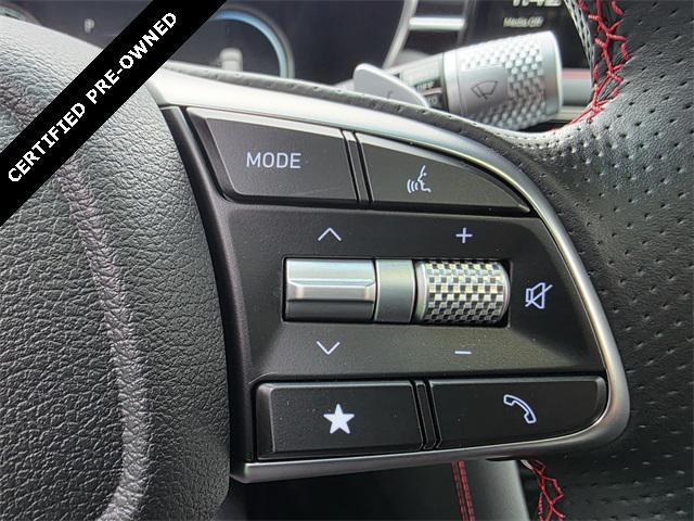 Photo of 2025 Vik Black Genesis G70