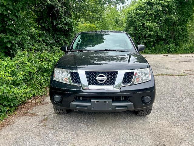 Photo of 2017 Black Nissan Frontier