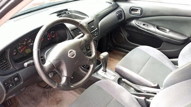 Photo of 2005 Inferno Nissan Sentra