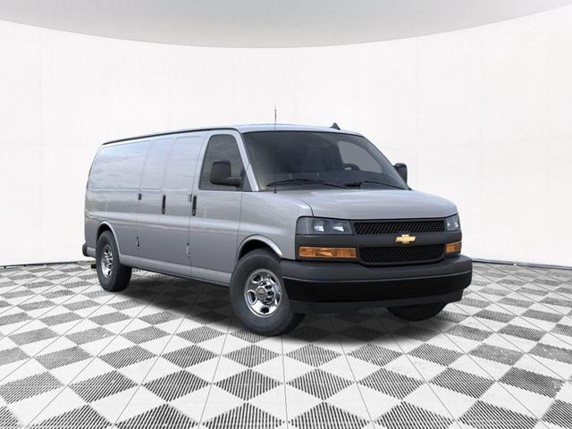 Photo of 2025 Silver Ice Metallic Chevrolet Express 3500