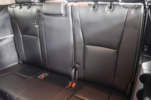 Photo of 2021 Opulent Amber Toyota Highlander