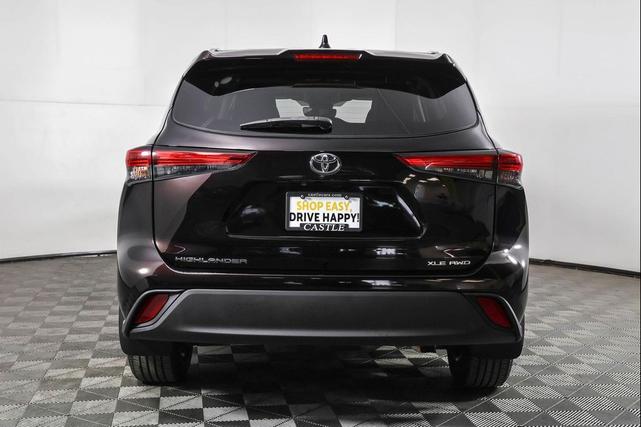 Photo of 2021 Opulent Amber Toyota Highlander