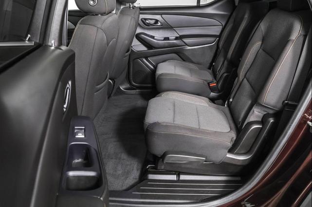 Photo of 2021 Black Cherry Metallic Chevrolet Traverse