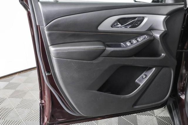 Photo of 2021 Black Cherry Metallic Chevrolet Traverse