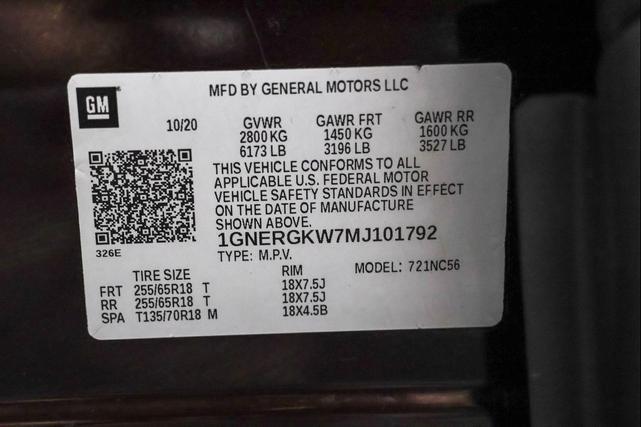 Photo of 2021 Black Cherry Metallic Chevrolet Traverse