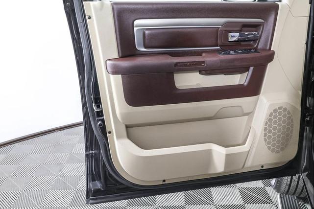 Photo of 2014 Black Clearcoat RAM 1500