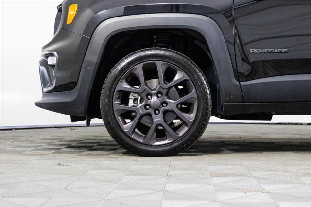 Photo of 2023 Black Clearcoat Jeep Renegade