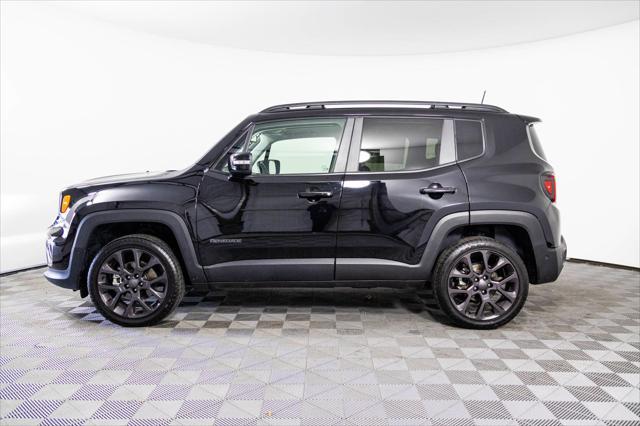 Photo of 2023 Black Clearcoat Jeep Renegade