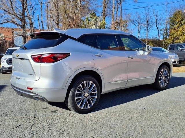 Photo of 2019 Summit White Chevrolet Blazer