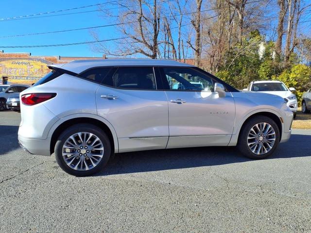 Photo of 2019 Summit White Chevrolet Blazer