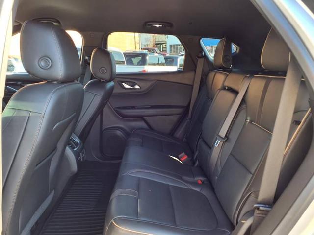 Photo of 2019 Summit White Chevrolet Blazer