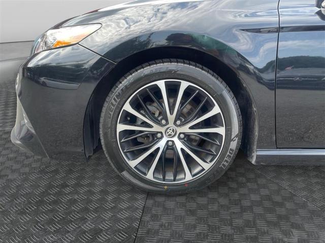 Photo of 2020 Midnight Black Metallic Toyota Camry