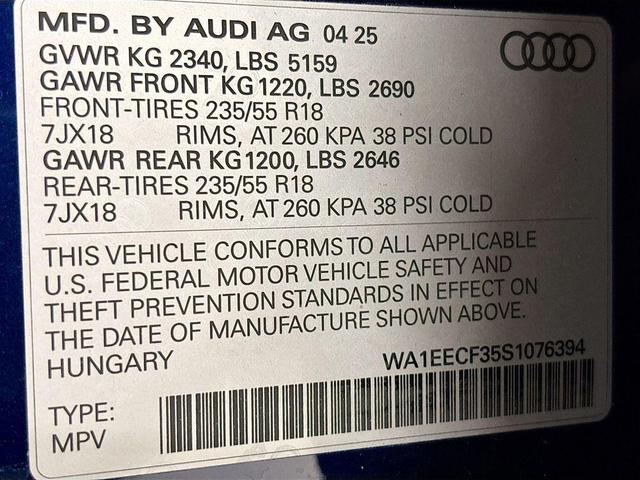 Photo of 2025 Navarra Blue Metallic Audi Q3