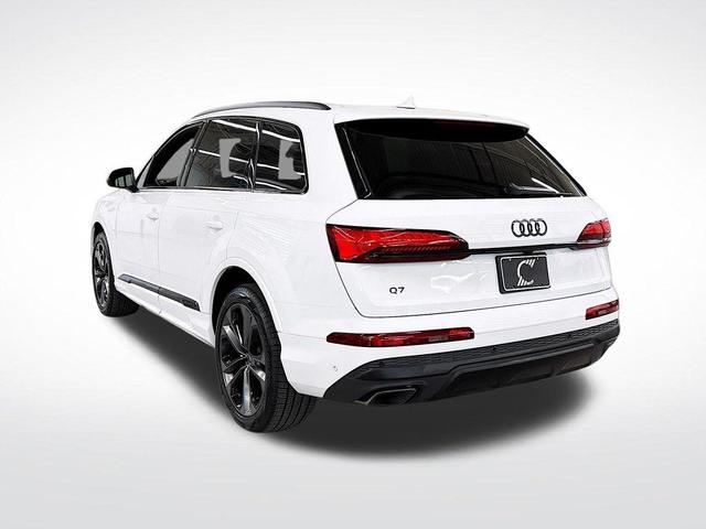 Photo of 2025 Glacier White Metallic Audi Q7