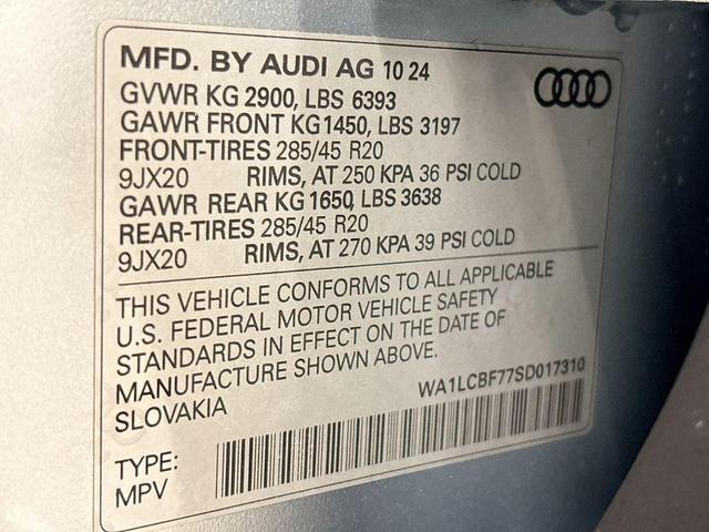 Photo of 2025 Satellite Silver Metallic Audi Q7