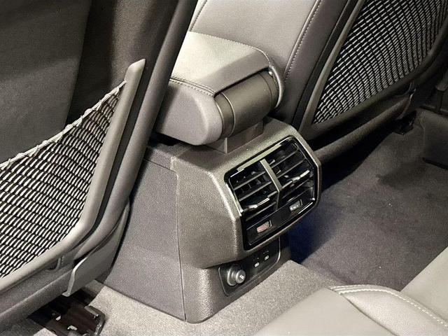 Photo of 2025 Mythos Black Metallic Audi Q3