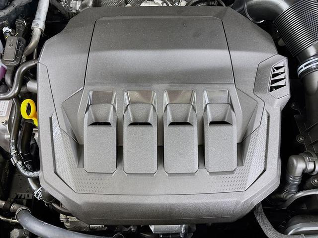 Photo of 2025 Mythos Black Metallic Audi Q3