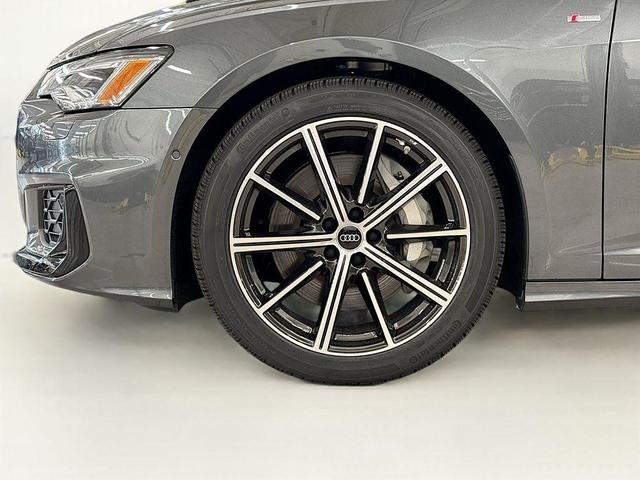 Photo of 2025 Daytona Gray Pearl Effect Audi A6