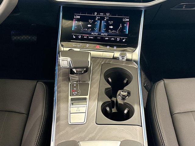 Photo of 2025 Daytona Gray Pearl Effect Audi A6