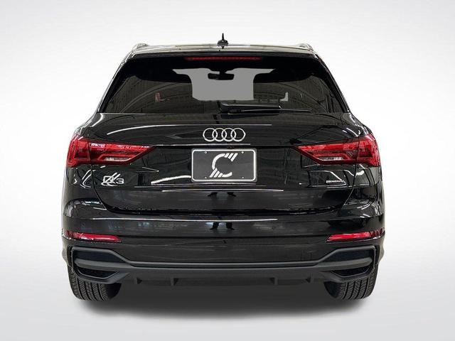 Photo of 2025 Mythos Black Metallic Audi Q3