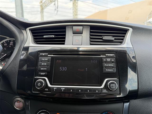 Photo of 2017 Super Black Nissan Sentra