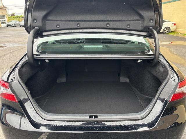 Photo of 2023 Midnight Black Metallic Toyota Camry