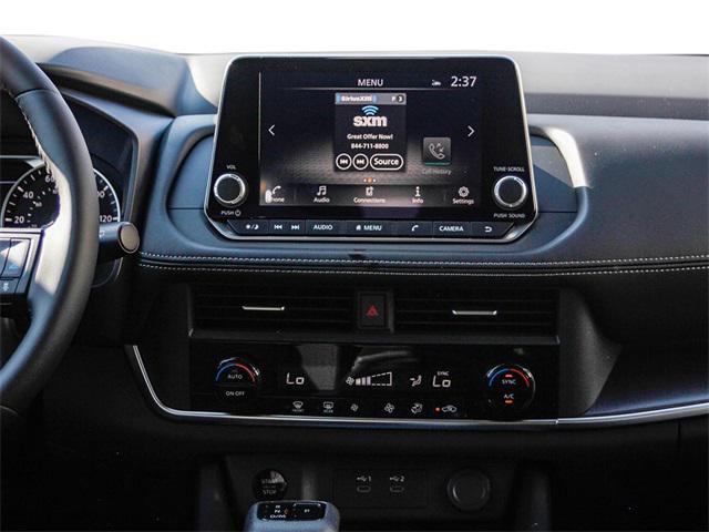 Photo of 2025 Everest White Pearl Nissan Rogue