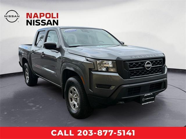 Photo of 2024 Gun Metallic Nissan Frontier