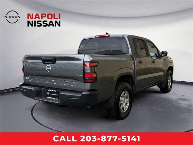 Photo of 2024 Gun Metallic Nissan Frontier