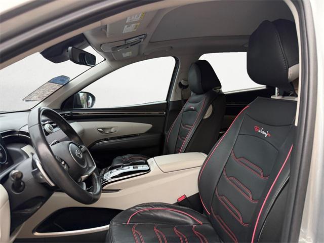 Photo of 2023 Shimmering Silver Hyundai TUCSON