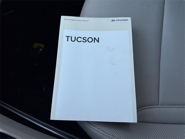 Photo of 2023 Shimmering Silver Hyundai TUCSON