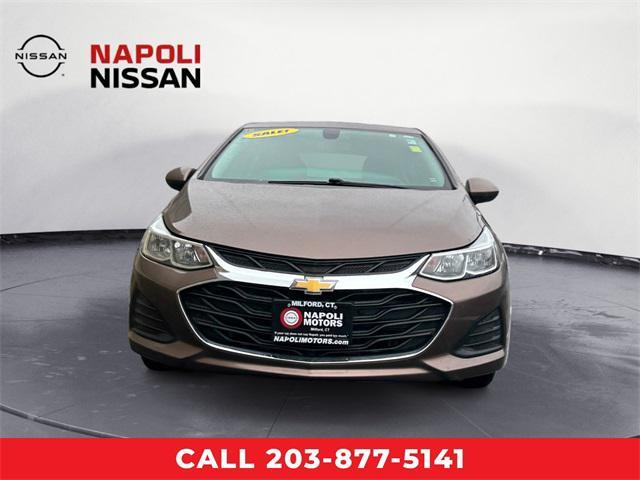 Photo of 2019 Oakwood Metallc Chevrolet Cruze
