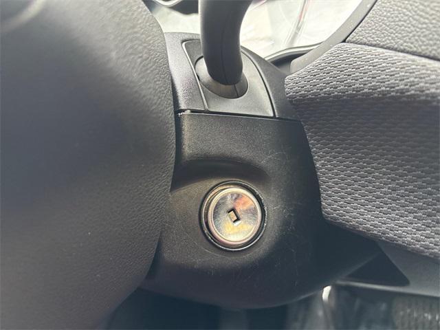 Photo of 2019 Oakwood Metallc Chevrolet Cruze