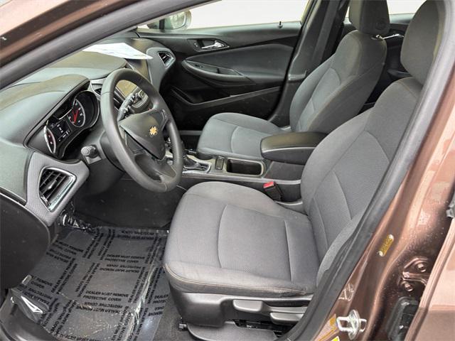Photo of 2019 Oakwood Metallc Chevrolet Cruze